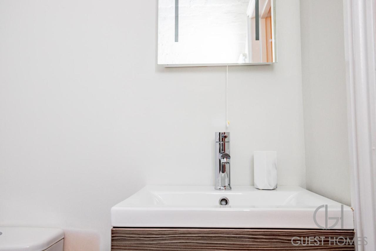 Host & Stay - Shaw Street Basement Вустер Екстер'єр фото