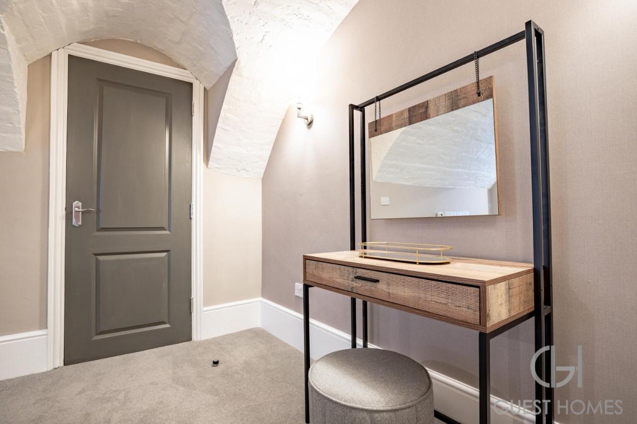 Host & Stay - Shaw Street Basement Вустер Екстер'єр фото