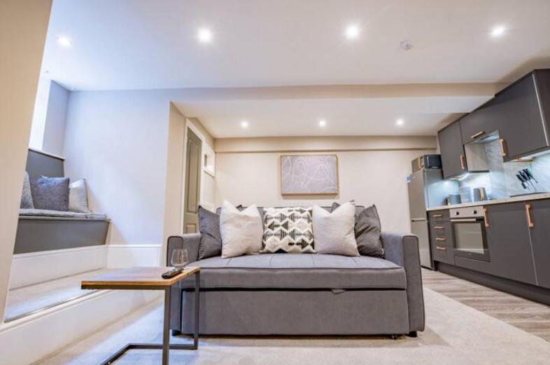 Host & Stay - Shaw Street Basement Вустер Екстер'єр фото