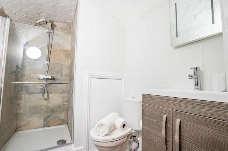 Host & Stay - Shaw Street Basement Вустер Екстер'єр фото